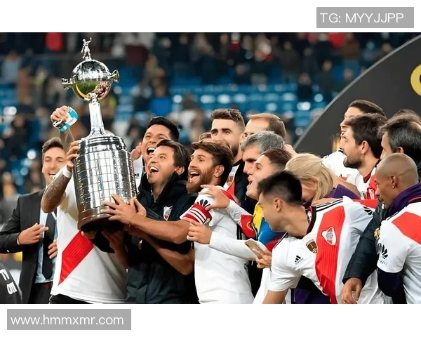 土耳其足球超级联赛新赛季展望:豪门对决与年轻球员崛起的双重焦点 土耳其足球超级联赛新赛季展望:豪门对决与年轻球员崛起的双重焦点